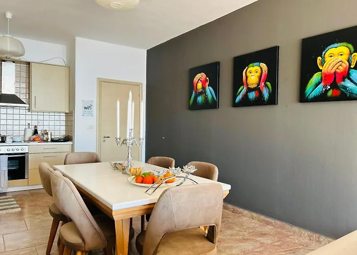 Promenade Seaview Sarande