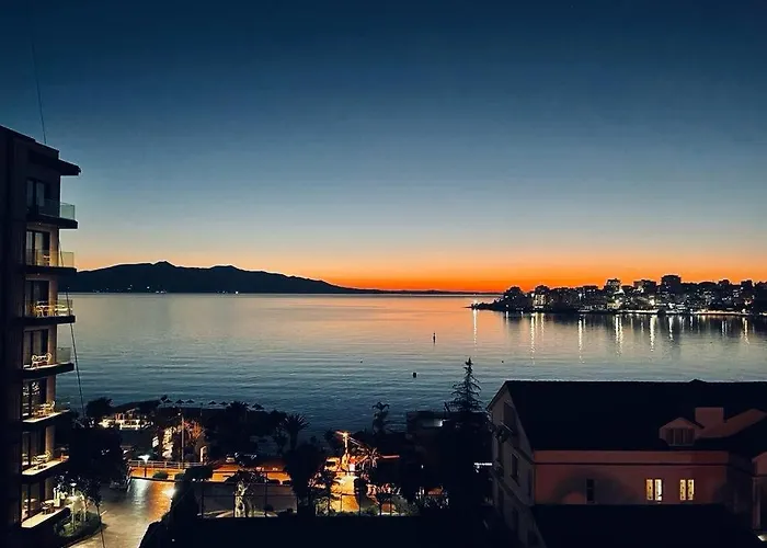 Promenade Seaview * Sarande