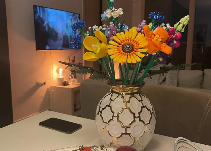 Promenade Seaview Apartment *